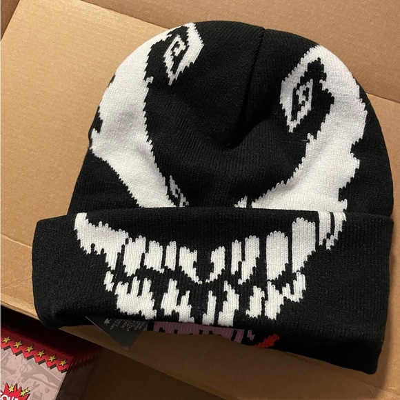 Marvel Invincible Loot Crate Box - Picture 3 of 6